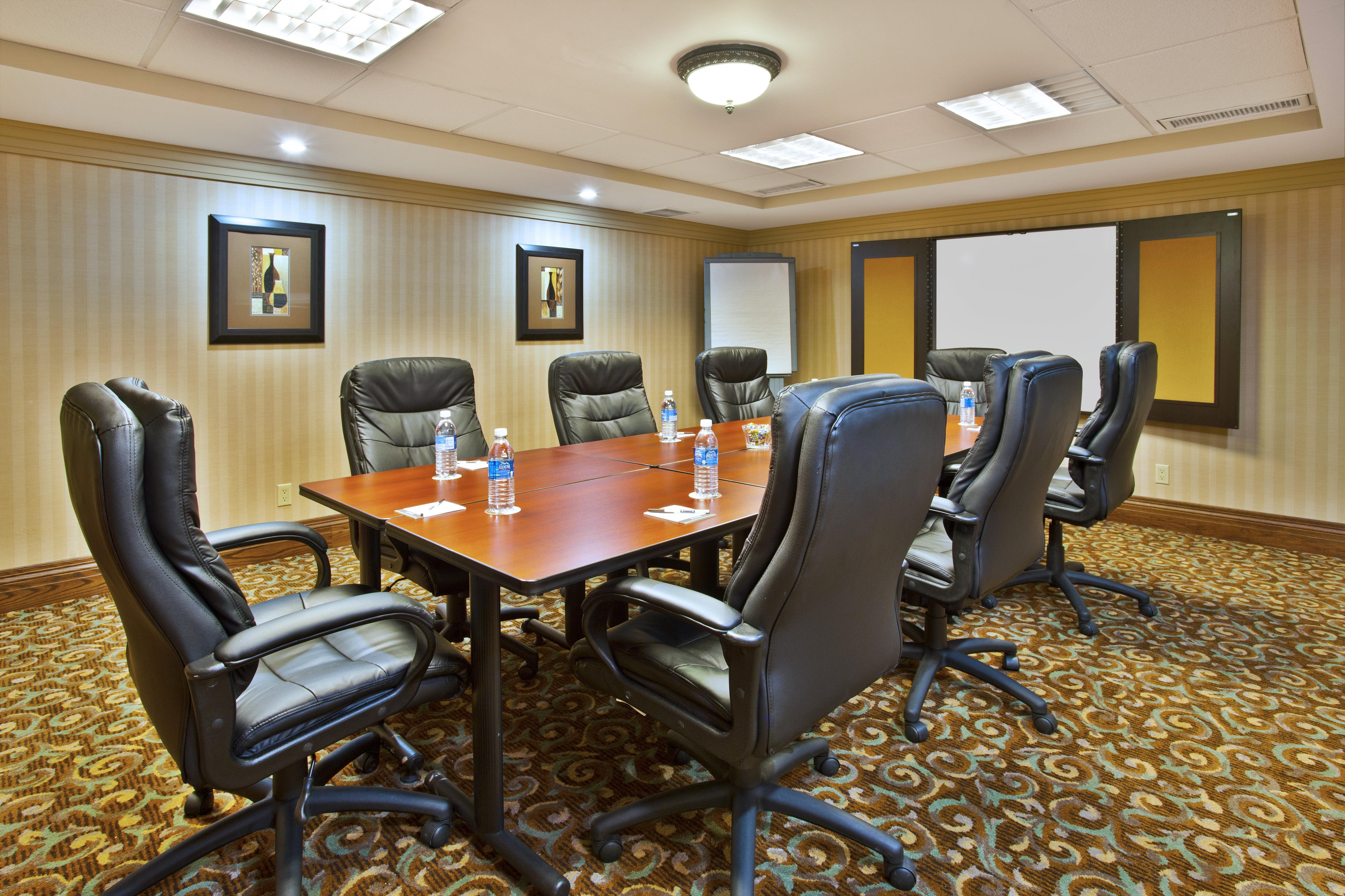 Executive Residency By Best Western Toronto-Mississauga Hotel Buitenkant foto