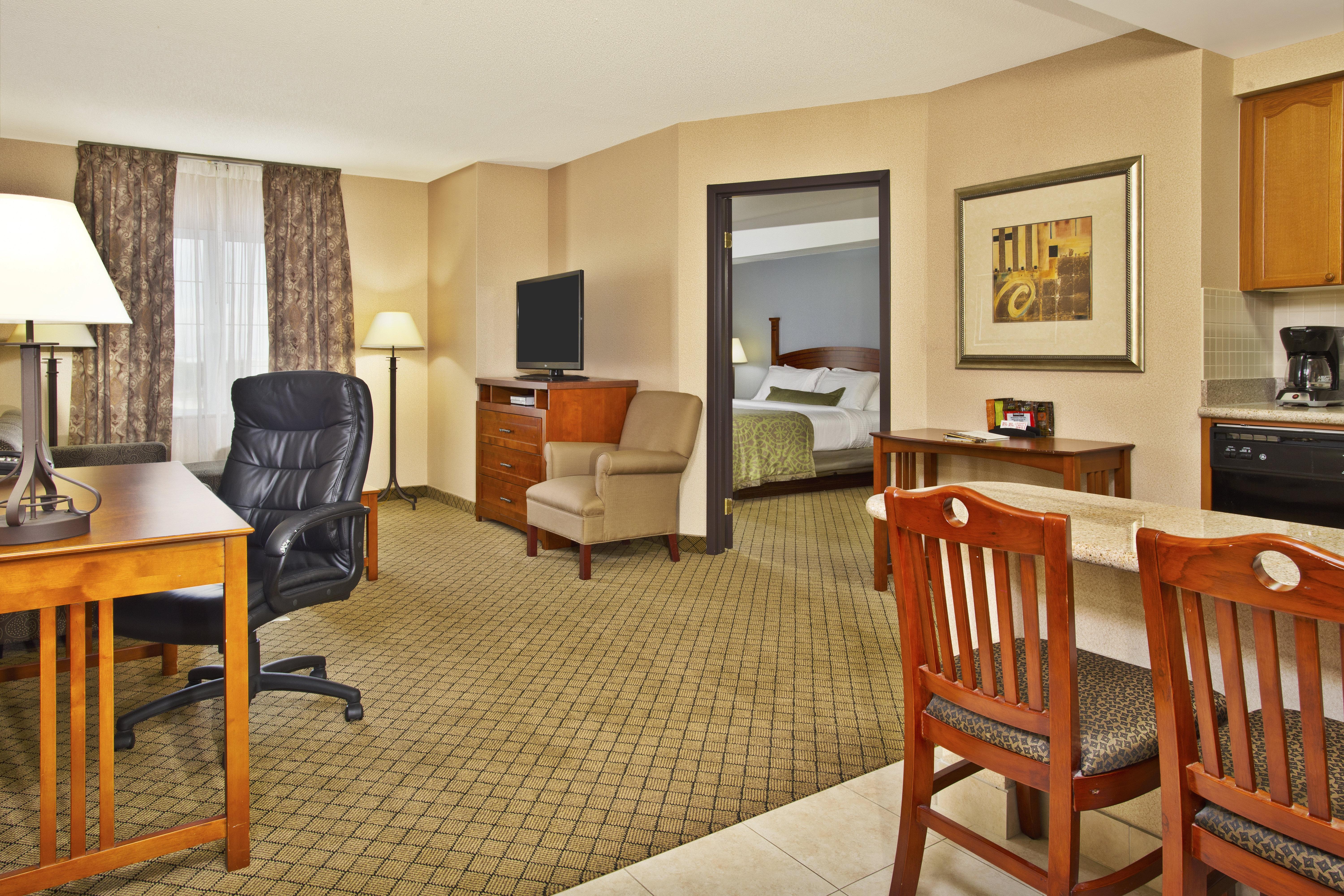 Executive Residency By Best Western Toronto-Mississauga Hotel Buitenkant foto