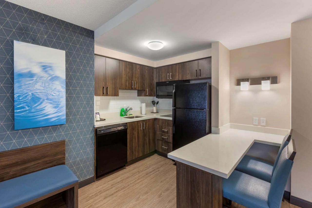 Executive Residency By Best Western Toronto-Mississauga Hotel Buitenkant foto